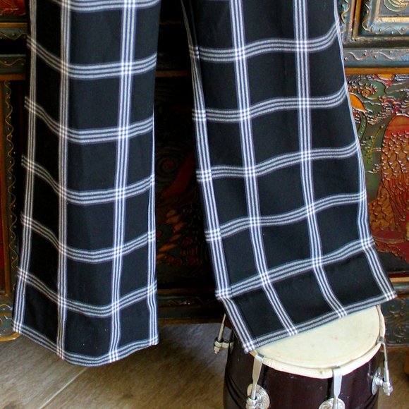 NEW* Express Editor Pants Black & White Plaid - Picture 4 of 5